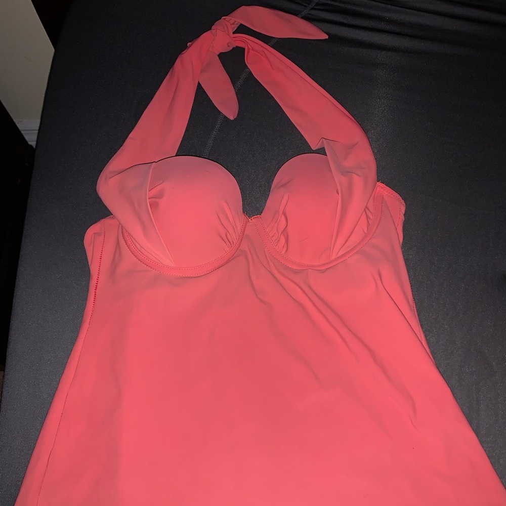 Tankini Top (light peachy Pink) sz8cup/szA. Halter